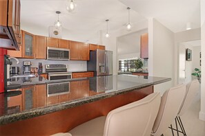 Luxury House, 4 Bedrooms, Private Pool, Garden Area | Private kitchen - Gorgeous 4 Bed Home with Pool and Lush Backyard (Ojus)