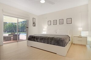 Luxury House, 4 Bedrooms, Private Pool, Garden Area - Gorgeous 4 Bed Home with Pool and Lush Backyard (Ojus)