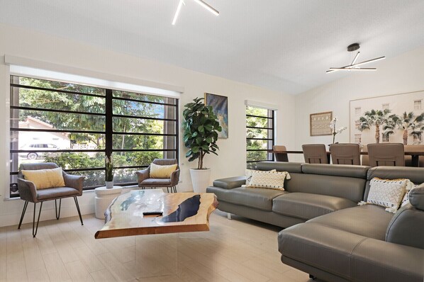 Luxury House, 4 Bedrooms, Private Pool, Garden Area | Living area - Gorgeous 4 Bed Home with Pool and Lush Backyard (Ojus)