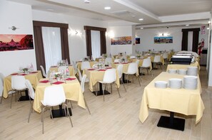 Restaurant - HOTEL NOVA DOMUS AURELIA (Rome)