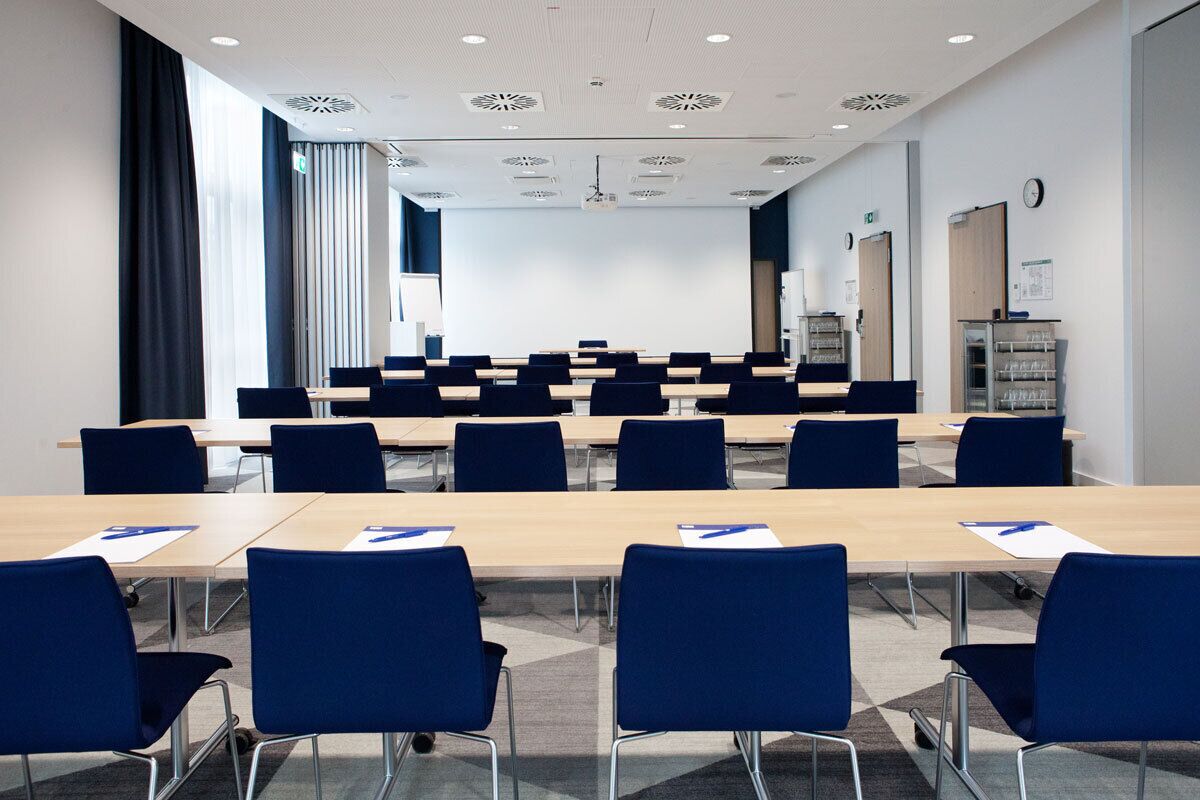 Photo - Holiday Inn Express - Düsseldorf Airport