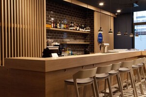 Bar (en la propiedad)