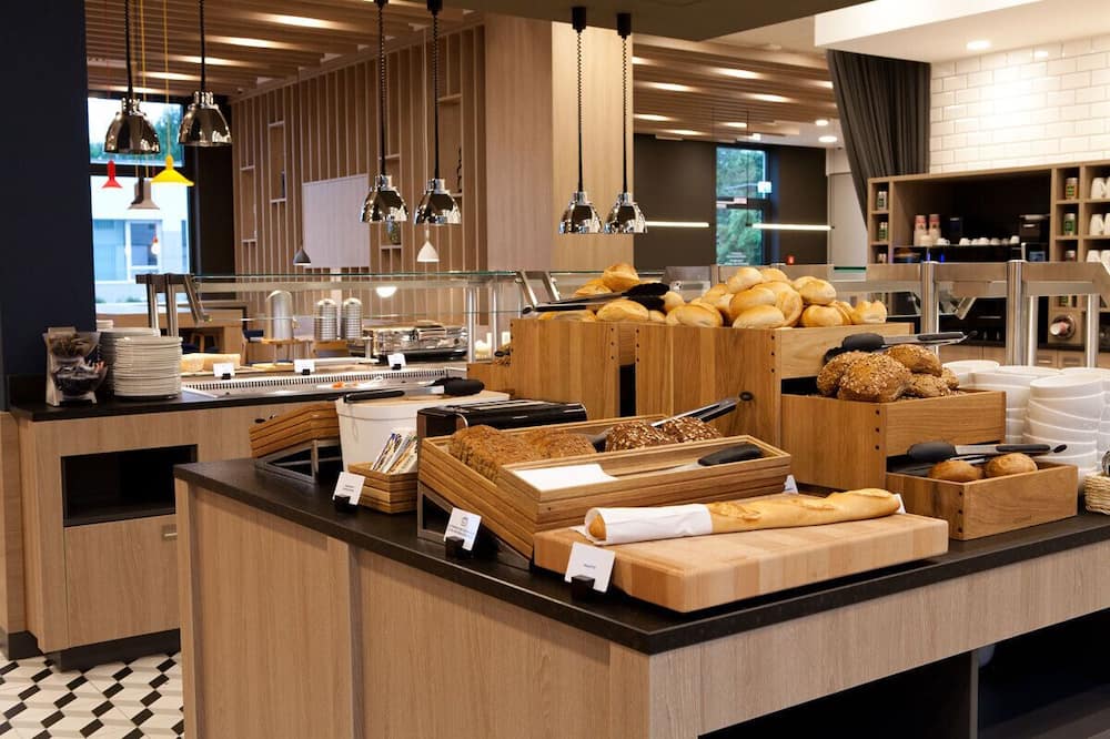 Holiday Inn Express Düsseldorf Airport by IHG