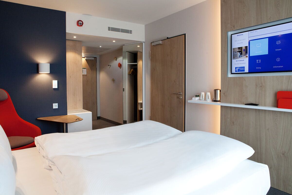Photo - Holiday Inn Express - Düsseldorf Airport