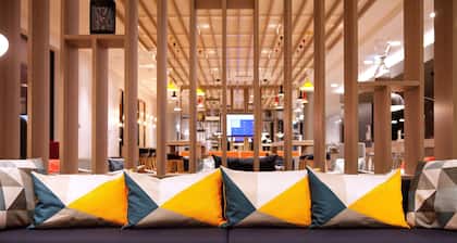 Holiday Inn Express Düsseldorf Airport by IHG