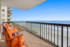 Property grounds - Oceanfront 8th Floor - Beach Gear Included - Walking distance to Main Street (North Myrtle Beach)