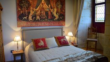 2 chambres, fer et planche à repasser