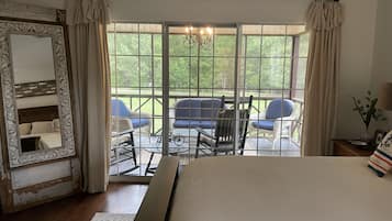 3 chambres, fer et planche à repasser, lit parapluie, Wi-Fi gratuit