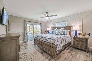 Ferros/tábuas de passar roupa, Wi-Fi de cortesia, roupa de cama