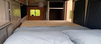 Unique Off-grid stay in the heart of the White Mountain National Forest