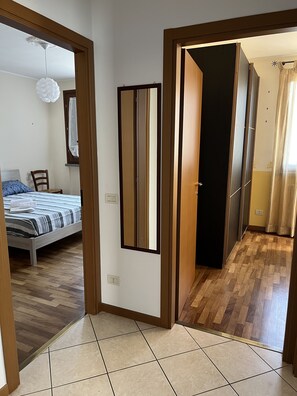 2 bedrooms, desk, iron/ironing board, travel crib