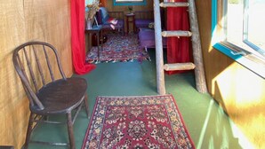 Property grounds - Cozy Off-grid stay in the heart of the forest (Chatham)