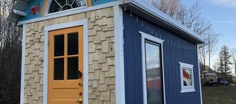 Unique Off-grid stay in the heart of the White Mountain National Forest