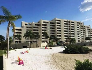 Exterior - New Listing! Beautiful Condo surrounding the Gulf! (Hudson)
