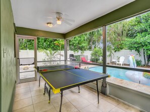 Pool - Heated Pool-Family Villa 7 Min to Beach, BBQ (Deerfield Beach)