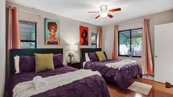 4 bedrooms, desk, iron/ironing board, travel crib