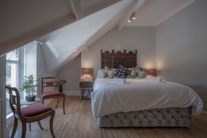 Casa urbana | 2 habitaciones, tabla de planchar con plancha y wifi gratis 
