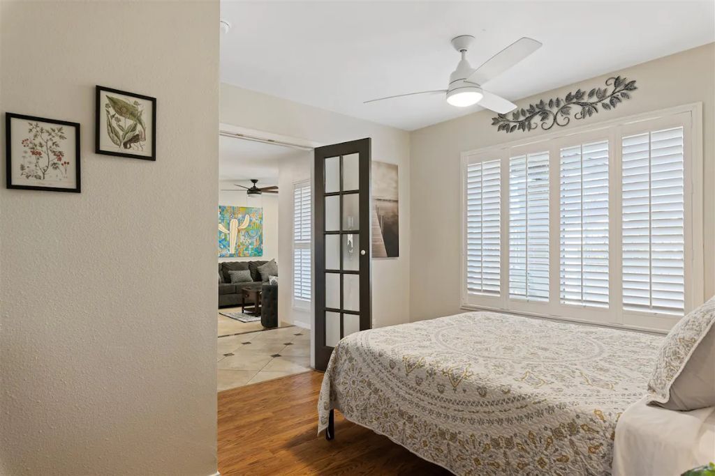 4 camere, una scrivania, ferro/asse da stiro, Wi-Fi gratuito