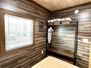 2 bedrooms, travel crib, WiFi, bed sheets