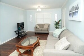 Living area - The Ultimate Escape (Jackson)