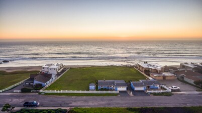 One of a kind property- An Acre on the Ocean & Classic Beach Cottage