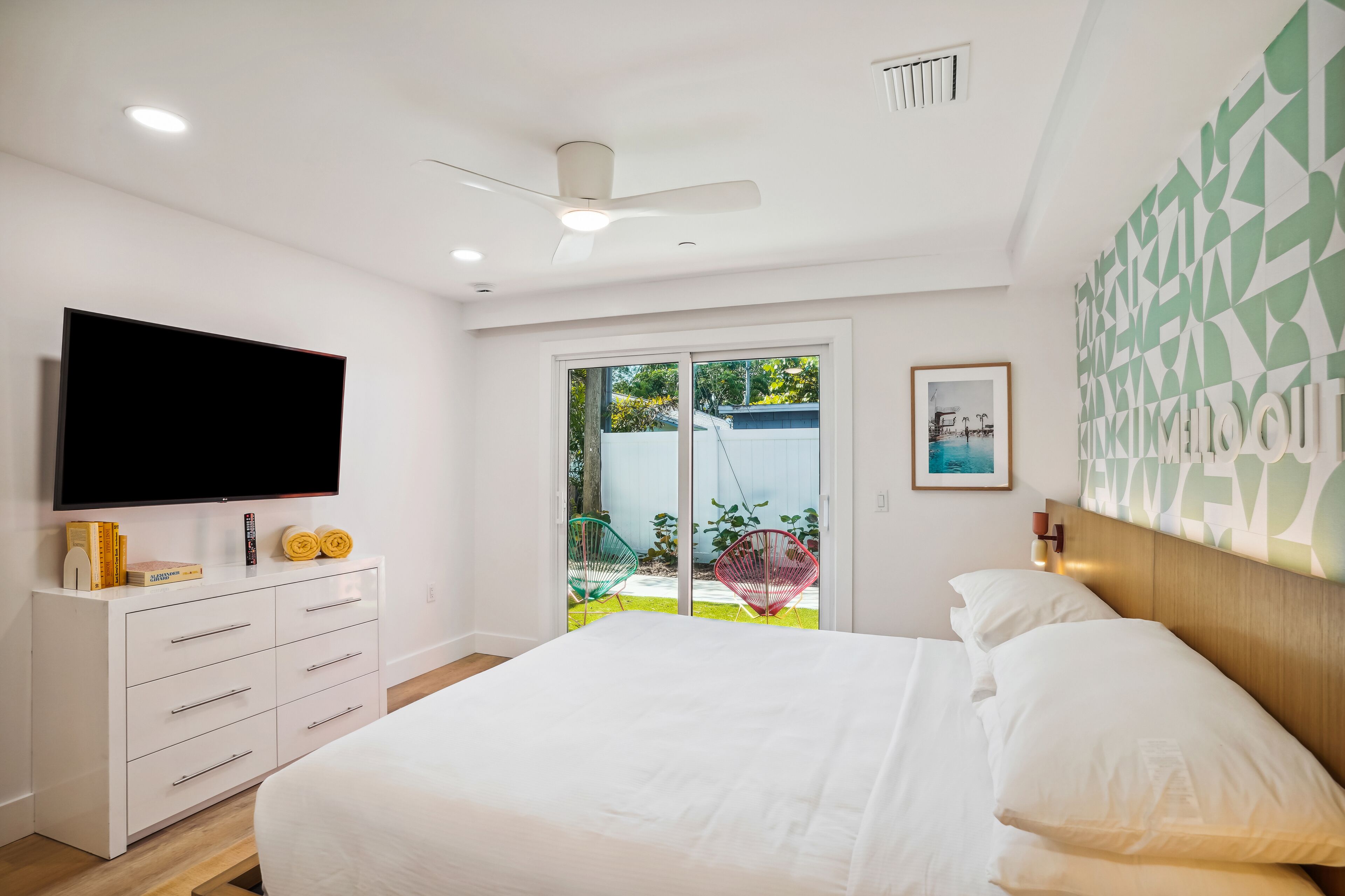 3 bedrooms, iron/ironing board, free WiFi, bed sheets