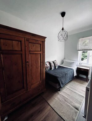 2 bedrooms, iron/ironing board, travel crib, free WiFi