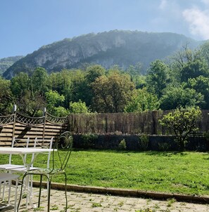 Property grounds - Cocoon'Ain*** Warm House Mountain/ViaRhona (Virignin)