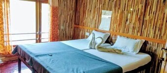 Angel Backwaters 2 Bedroom -Deluxe Alleppey Round