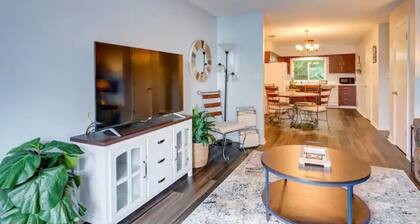 Two Bedroom Home away from home on Lake