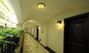 Interior - Zhonghui Hotel (Lingchuan)