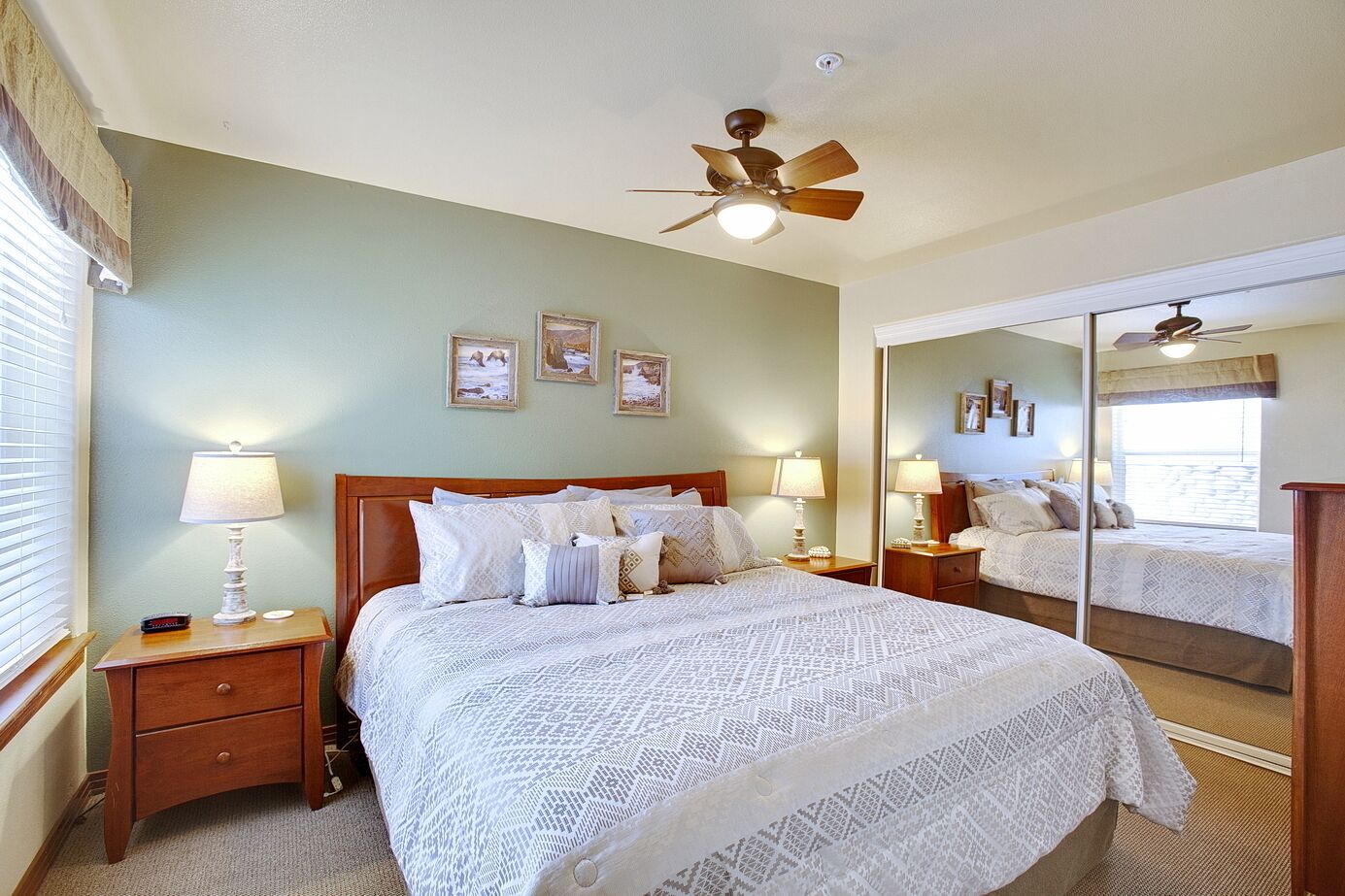 2 bedrooms, iron/ironing board, travel crib, WiFi (free)
