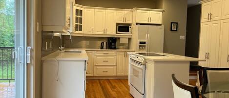 Fridge, microwave, oven, dishwasher