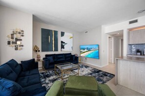 TV, Netflix, streaming services - ✨ 27th-Floor Oceanfront Luxury | Corner Unit @ Lyfe (ex Hyde) | Unmatched Views + Resort Perks (Hollywood)