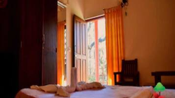 2 多间卧室、WiFi、床单