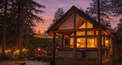 Woodland Cabin- Private Outdoor Space + Nearby Beaches