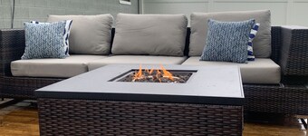 Cheerful Port Austin Cottage, short walk to the Beach!