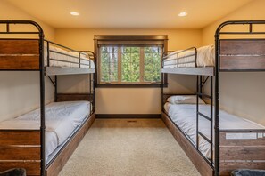 4 Schlafzimmer, Internetzugang, Bettwäsche