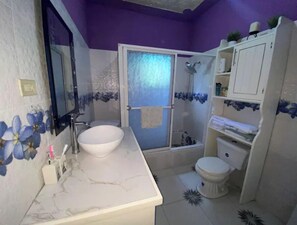 Shower, towels, soap, shampoo