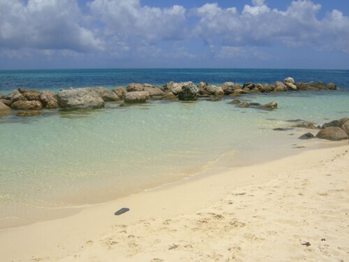 Cheerful 3 bedroom Villa close to Grace Bay and Chalk Sound