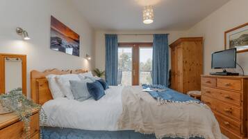 3 Schlafzimmer, Bügeleisen/Bügelbrett, Reisekinderbett, WLAN