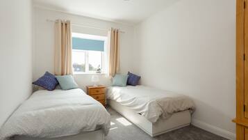 3 bedrooms, iron/ironing board, travel crib, WiFi