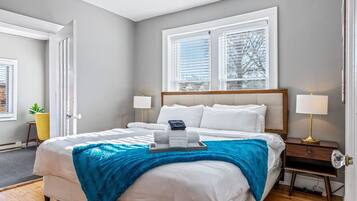 2 dormitorios, escritorio, tabla de planchar con plancha y wifi