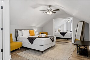 2 bedrooms, desk, iron/ironing board, free WiFi