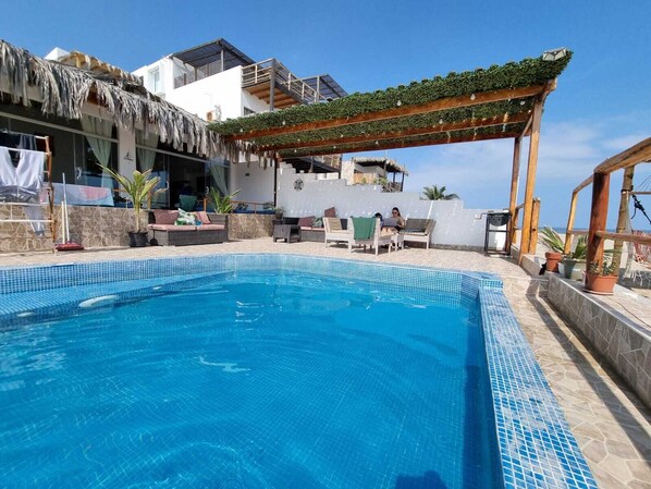 Indoor pool, outdoor pool - Casa de Playa Lipli (Tumbes)