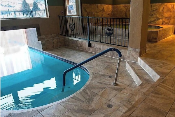 Piscina coperta, piscina all'aperto