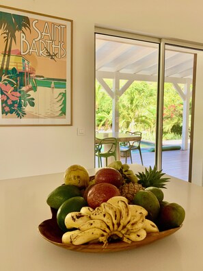 تناول الطع ام