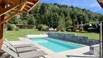 Piscine extérieure, piscine chauffée