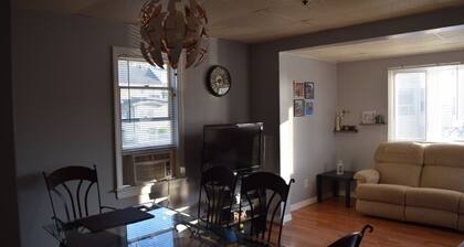 Cozy three Bedroom Apartment near New York/ EWR