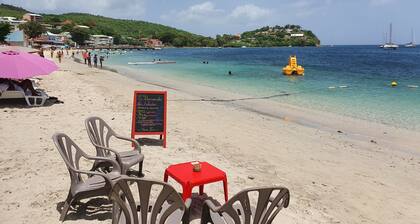 Studio 5 mins walk to Anse Mitan beach